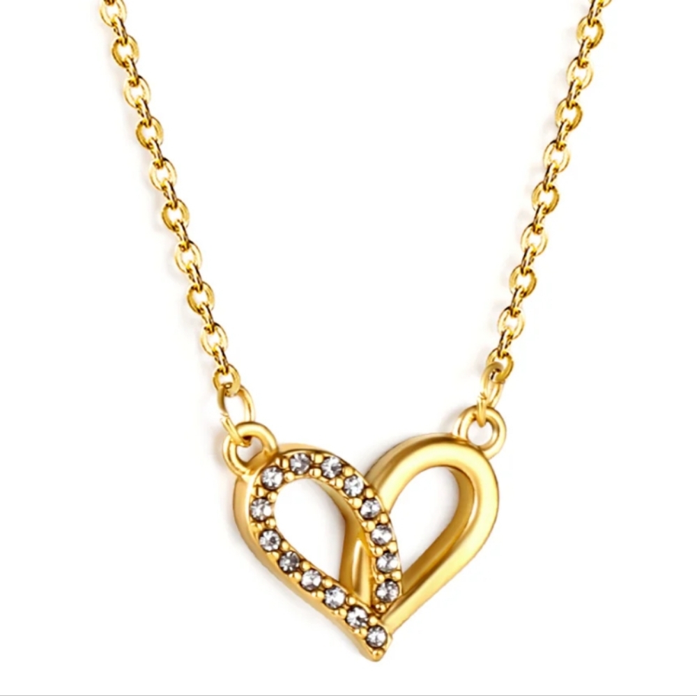 Heart Circle Pendant with Diamonds Necklace‎